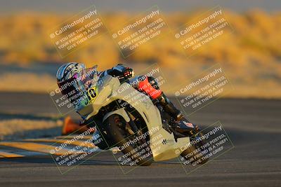 media/Jan-21-2023-CVMA (Sat) [[b9eef8ba1f]]/Race 13 500 Supersport-350 Supersport/